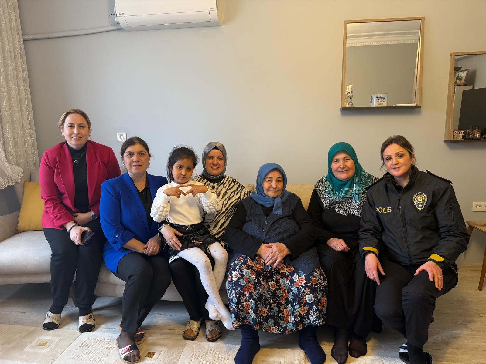 Aziz Şehidimiz Lokman CANSIZ'IN bizlere emaneti çok kıymetli annesini ziyaret ettik...