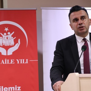 “Dijital Çağda Aile” Temalı Söyleşi Etkinliği - fotoğraf 1