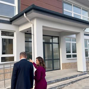 Daire Başkanımız Sayın Ahmet EVCİL ve İl Müdürümüz Sayın Emine BÖÇKÜN, Gündüzlü Engelsiz Yaşam Merkezi ve Aile Danışma Merkezi Binasını Yakından İnceledi. - fotoğraf 2