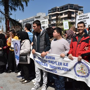 Otizmi yalnızca bir ay değil, her gün fark ediyoruz! Kabul ediyor, destekliyor, birlikte yürüyoruz - fotoğraf 12