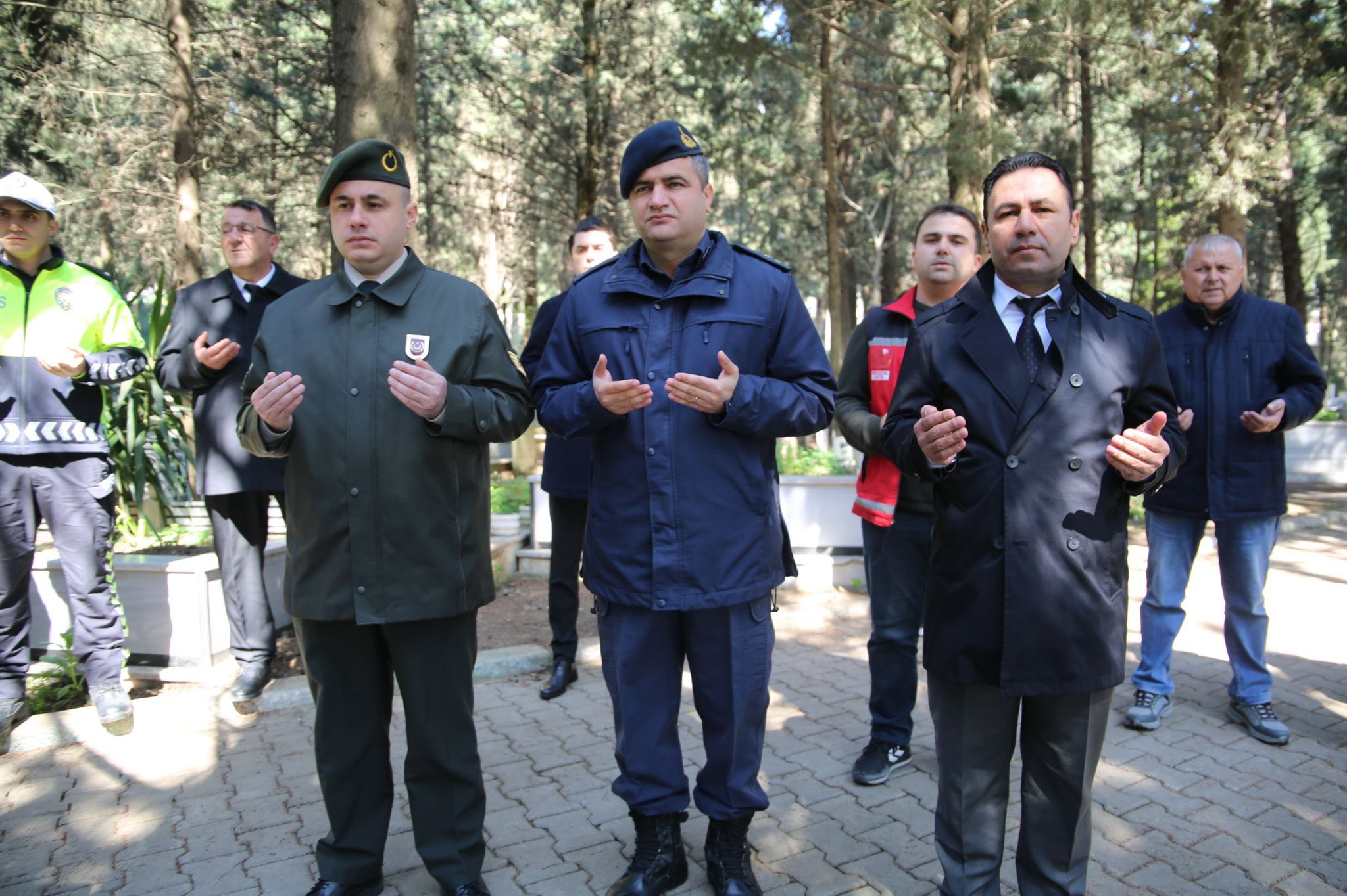 Kahramanlarımızın Hatırasına Saygıyla, Milletimize Sadakatle