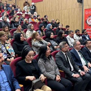"Dijital Çocuk” teması ile yapılan söyleşi  - fotoğraf 5