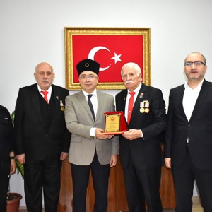 Gaziler ve Şehit Aileleri Vakfı Temsilcilerini İl Müdürlüğümüzde Misafir Ettik - fotoğraf 1