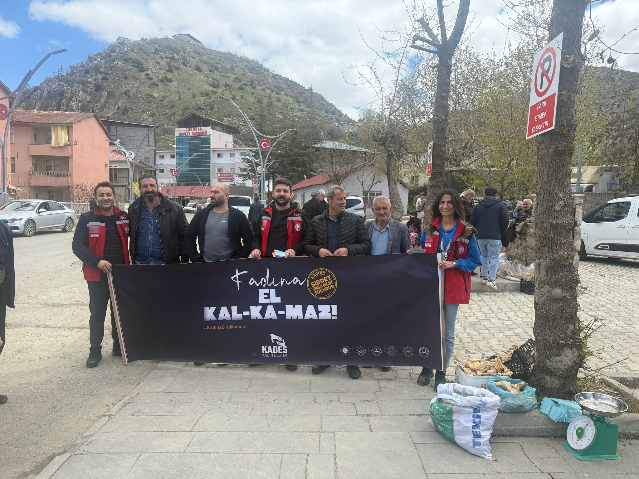 Hakkari ŞÖNİM Çukurca'da Stant Açtı