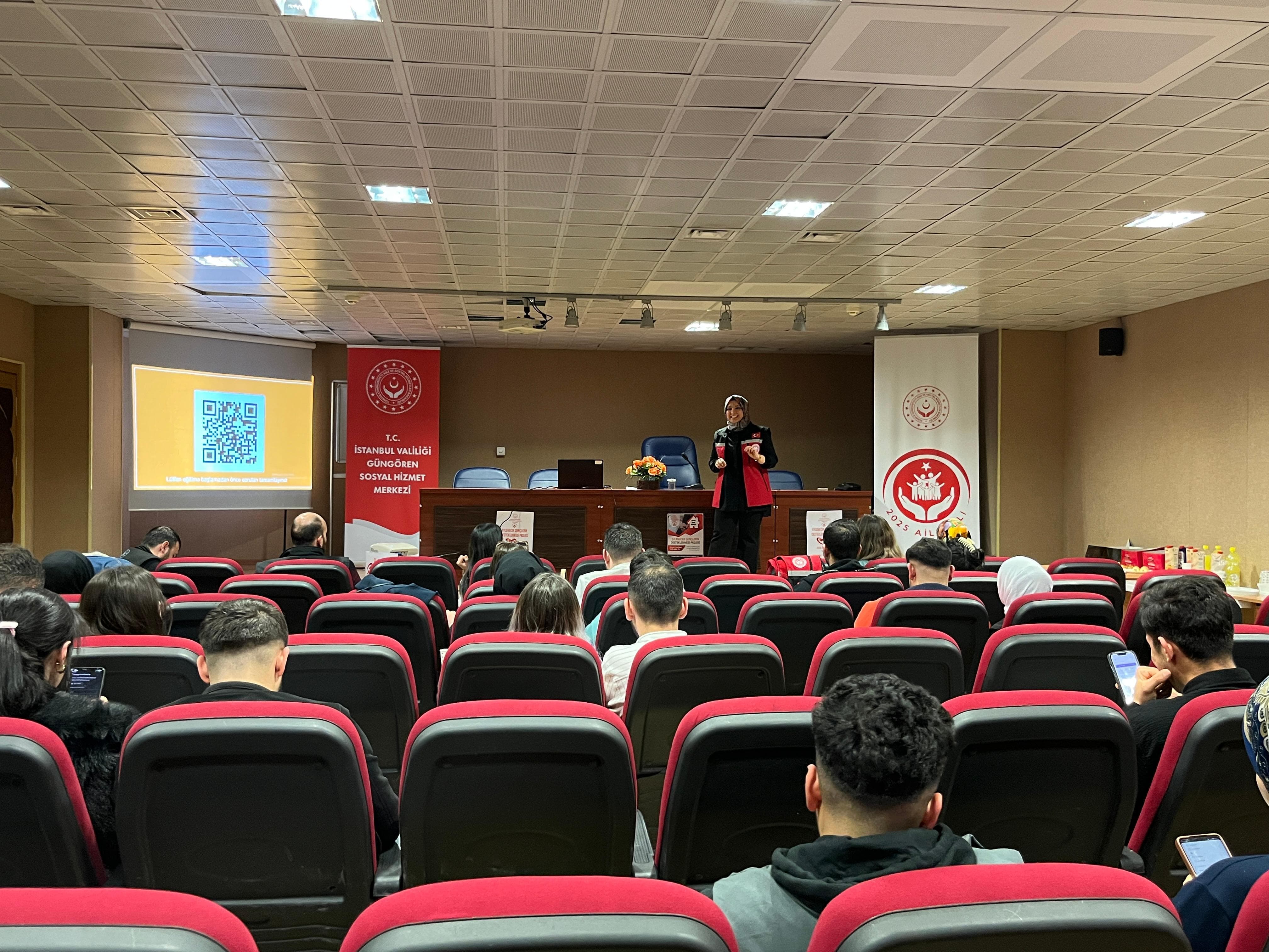 2025 Aile Yılı kapsamında 'Evlenecek Gençlerin Desteklenmesi Projesi' ile Evlilik Kredisi onaylanan çiftlerimize 'Evlilik Öncesi Eğitim Programı' kapsamında eğitimler vermeye devam ediyoruz.