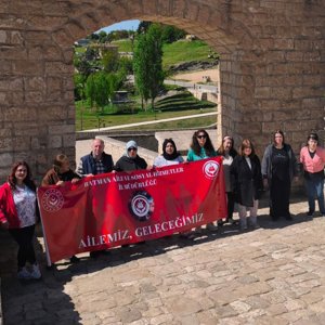 Özel Gereksinimli Bireylerimiz Aile Yılı faaliyetleri kapsamında tarihi Malabadi Köprüsü'ne gezi ve piknik etkinliği gerçekleştirdiler. - fotoğraf 1
