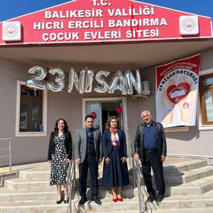 23 Nisan Ulusal Egemenlik ve Çocuk Bayramı çerçevesinde Bandırma Hicri Ercili Çocukevleri Sitesi Merkezimizdeki Çocuklarımızla Bir Araya Geldik - fotoğraf 4