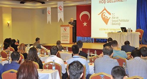 Sosyal ve Ekonomik Destek Hizmeti Alanında Çalışan Meslek Elemanlarının Hizmet İçi Eğitimi