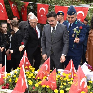 Şehit Binbaşı Ercüment TÜRKMEN’in şehadetinin sene-i devriyesi dolayısıyla anma programı düzenlenmiştir - fotoğraf 1