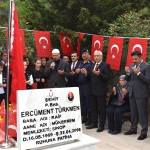 Şehit Binbaşı Ercüment TÜRKMEN’in şehadetinin sene-i devriyesi dolayısıyla anma programı düzenlenmiştir - fotoğraf 2