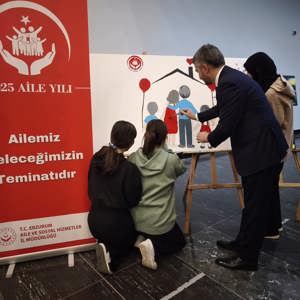 Çocukların Dünyası – Aile Yılı Resim Çalışması - fotoğraf 1