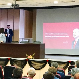 Tosya İlçemizde Mahalle ve Köy Muhtarlarına Aile Yılı Sunumu Gerçekleştirildi - fotoğraf 1