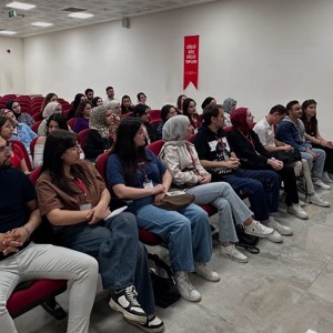 Eğitim Fakültesi Öğrencilerinden Müdürlüğümüze Kurum Ziyareti - fotoğraf 1
