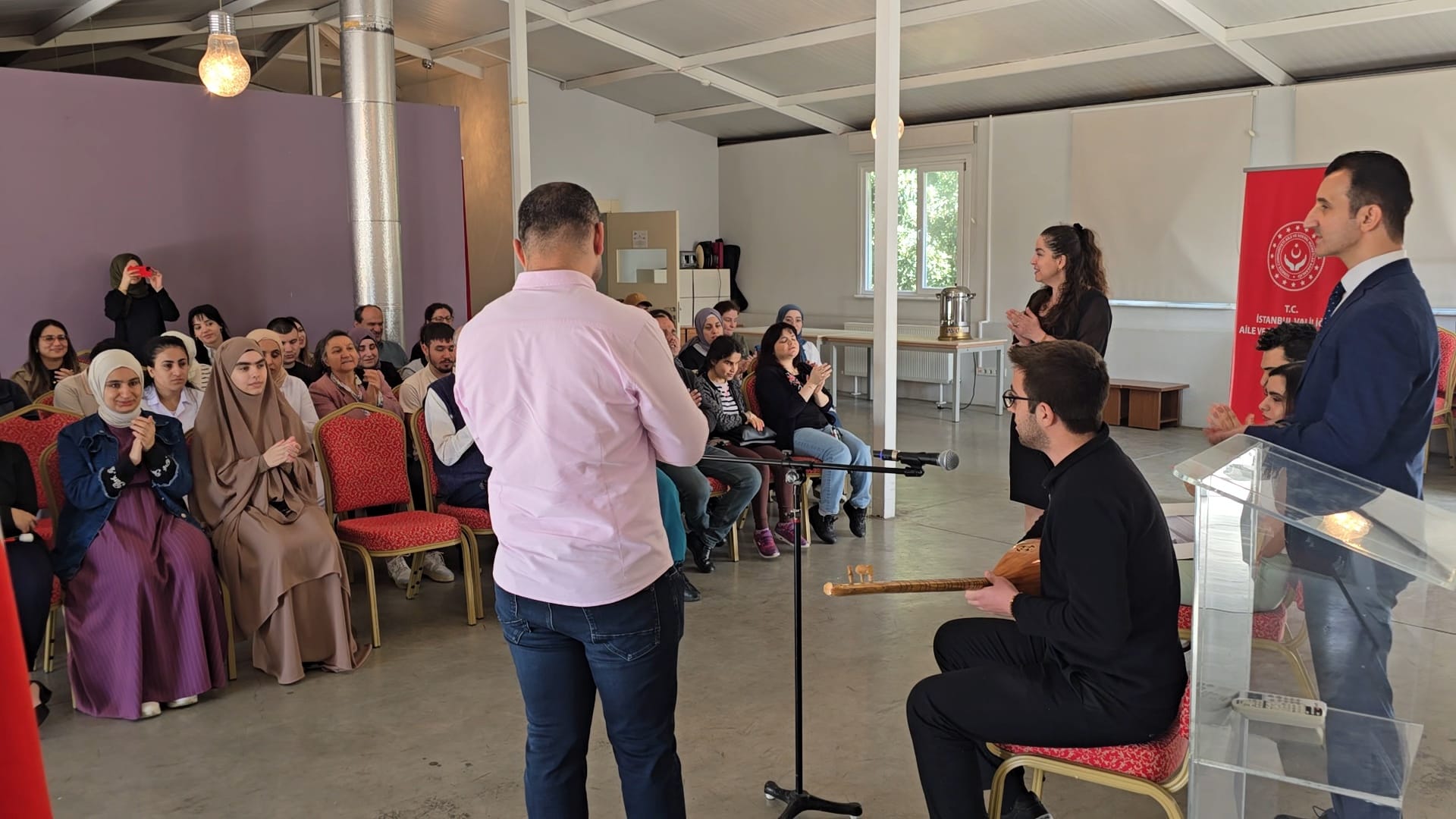 23 Nisan Ulusal Egemenlik ve Çocuk Bayramı, İl Müdürlüğümüze bağlı kuruluşlarımız tarafından geleceğimizin teminatı çocuklarımızla birlikte çeşitli etkinliklerle kutlandı.