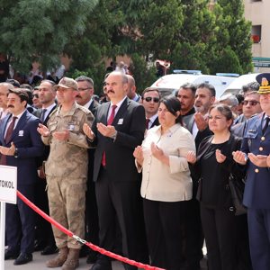 Şehidimize Allah'tan Rahmet ailesine ve milletimize başsağlığı dileriz. - fotoğraf 3