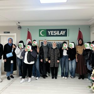 0-18 Çes Gençlerimizden Çorum Yeşilay'a Ziyaret - fotoğraf 1
