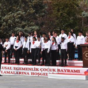 23 Nisan Ulusal Egemenlik ve Çocuk Bayramı kutlama programı gerçekleştirildi. - fotoğraf 2