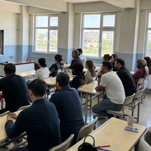 Veysel Karani Anadolu İmam Hatip Lisesi öğretmenlerine "Çocuk İhmali, İstismarı ve AEP" kapsamında eğitim - fotoğraf 1