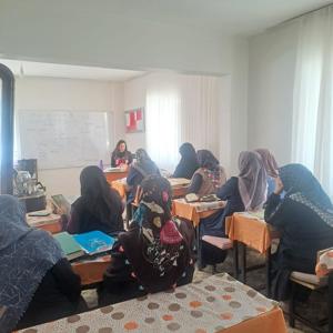 Sungurlu SHM Aile Yılı Faaliyetleri Tanıtımı ve Etkin Ebeveynlik Becerileri Eğitimi - fotoğraf 2