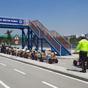 Emniyetle El Ele, Trafikte Güvende - fotoğraf 2