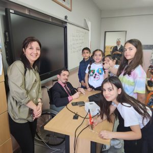 Ailenle Ayraç Tasarla, Kitabına Renk Kat - fotoğraf 1