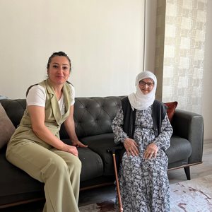 Bizlere yürekleriyle, emekleriyle, sonsuz sevgi veren annelerin Anneler Günü nü kutlarız. - fotoğraf 1