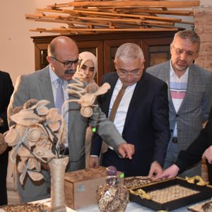 Ahsap Yakma Daglama Sanati Sergisi ile Engelliler Haftasi'nda Sanatin Birlestirici Gucu Vurgulandi - fotoğraf 9