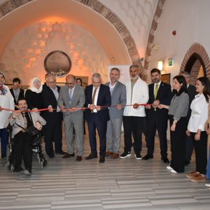 Ahsap Yakma Daglama Sanati Sergisi ile Engelliler Haftasi'nda Sanatin Birlestirici Gucu Vurgulandi - fotoğraf 4