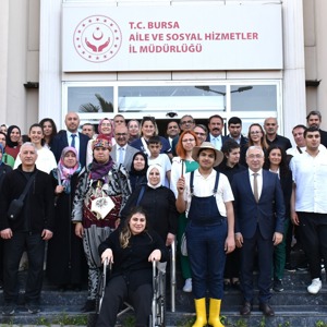 Ailemiz, Farklılıklarımız En Büyük Zenginliğimiz" temalı program gerçekleştirildi - fotoğraf 15