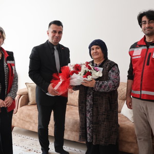 Şehit Annesi Rahime GÜNEŞ’in Anneler Günü Ziyareti - fotoğraf 3