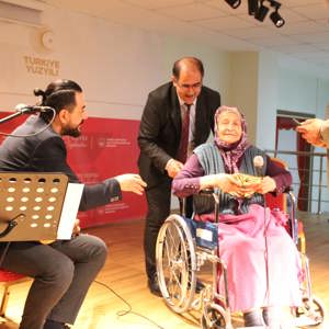 Anneler Günü vesilesiyle Çorum Huzurevinde büyüklerimizin gönlüne misafir olduk.❤     - fotoğraf 2