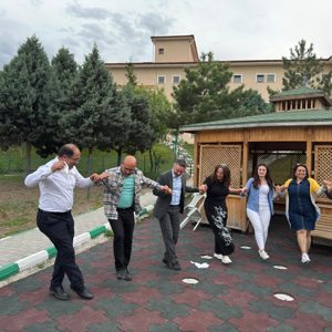 Engelsiz Yaşam Merkezinde Anneler Günü Kutlamamız - fotoğraf 6