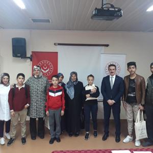 Öğrencilerimize Kitap Dağıtımı - fotoğraf 1