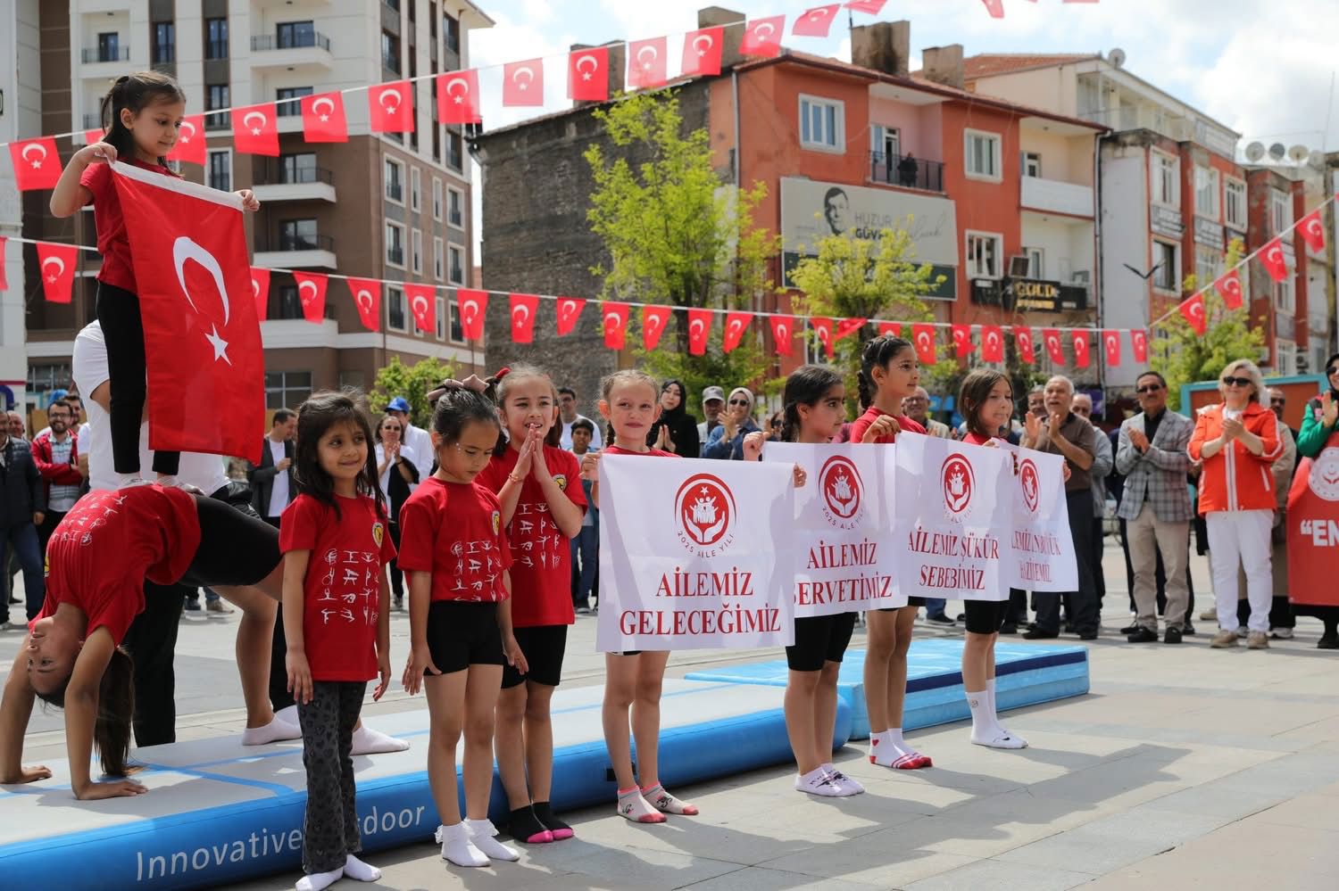 📍15 Mayıs Uluslararası Aile Günü Kortej Yürüyüşü - fotoğraf 11