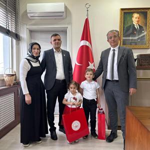 Küçük Yürekler Büyük Makamlarda - fotoğraf 5