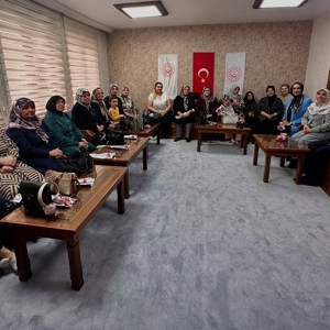 Aziz Şehitlerimizin ve Gazilerimizin Kıymetleri Anneleri ve Eşleri için Anneler Günü Etkinliği  - fotoğraf 6
