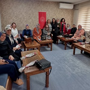 Aziz Şehitlerimizin ve Gazilerimizin Kıymetleri Anneleri ve Eşleri için Anneler Günü Etkinliği  - fotoğraf 8