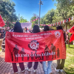 “Bütün Ümidim Gençliktedir”  - fotoğraf 1