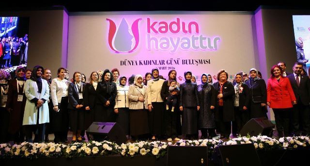 "Kadın hayattır, annedir, şefkattir, emektir, çalışkandır, üretkendir"