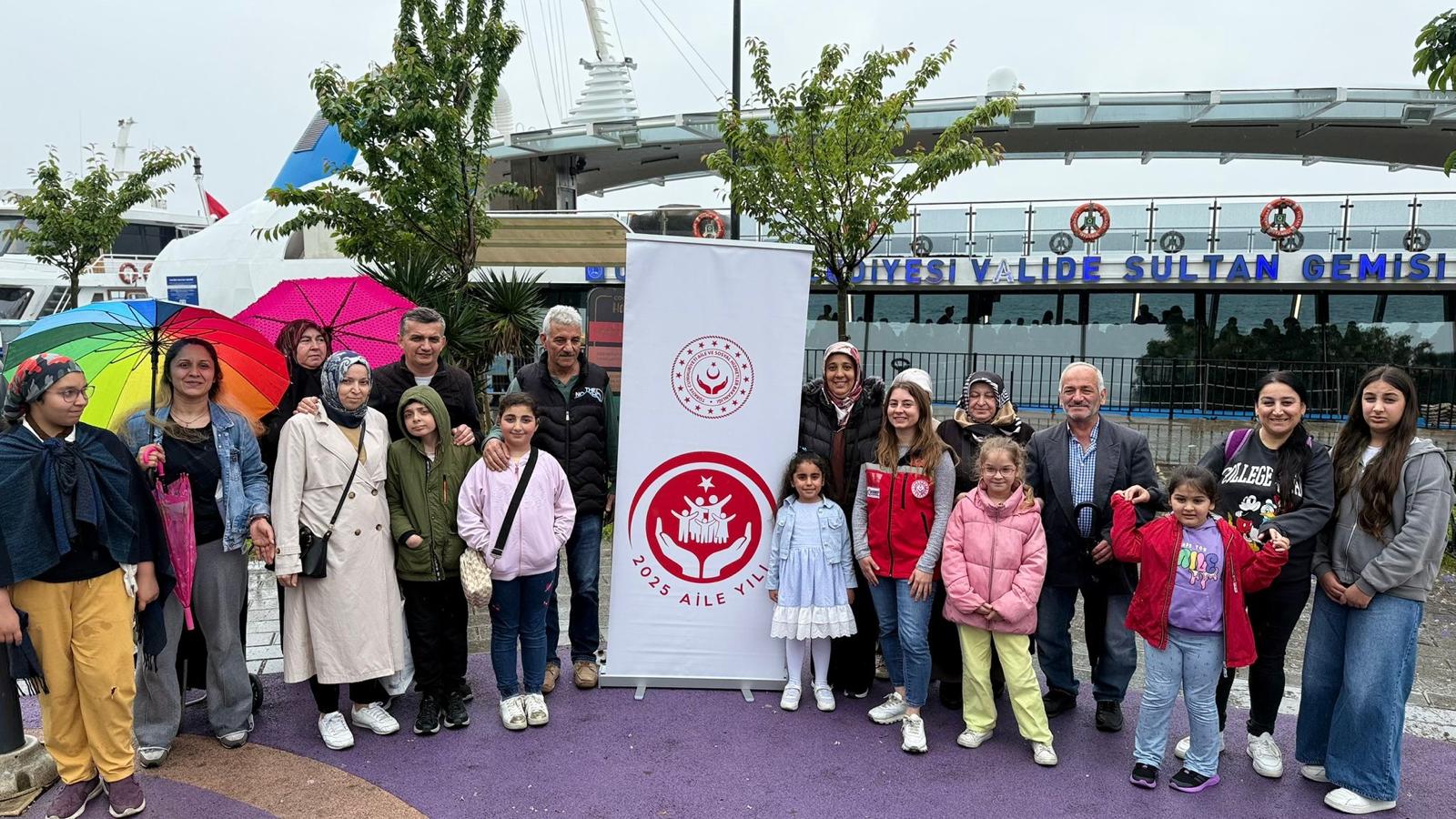 2025 Aile Yılı etkinlikleri kapsamında, Müdürlüğümüzden hizmet alan ailelerimiz ile Vapur Turu gerçekleştirdik.