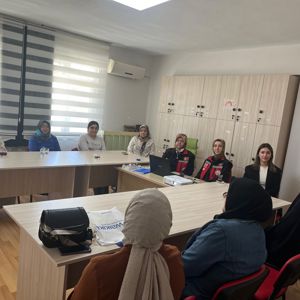 Sungurlu SHM Aile Yılı Etkinlikleri ve Şiddet Önleme Merkezi (ŞÖNİM) Bilgilendirme Eğitimi  - fotoğraf 1