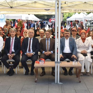 Aileyle Yürüyüş: Değerlere Sahip, Geleceğe Emin Adımlar - fotoğraf 15