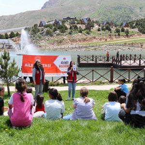 Aile Yılında Anne Baba ve Çocuklarımızla Dijital Detoks Kampı - fotoğraf 1