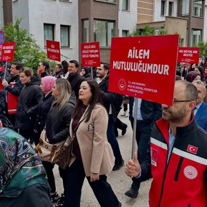 ‘En Büyük Ailemiz Türkiye’miz ve Ailemiz Geleceğimiz‘ Temalı Kortej Yürüyüşü Düzenlendi - fotoğraf 12
