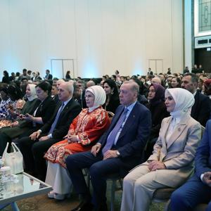 Cumhurbaşkanı Erdoğan ve Aile ve Sosyal Hizmetler Bakanımız Göktaş, Uluslararası Aile Forumu'nun kapanış programına katıldı - fotoğraf 6