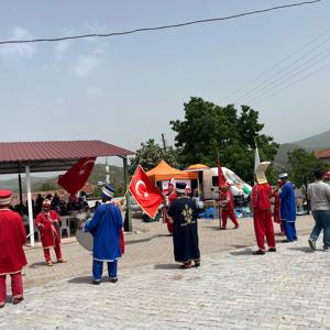 2025 #AileYılı kapsamında;İl Müdürümüz Sayın Emine BÖÇKÜN, Kepsut İlçesi Karagöz Köyü’nde, düzenlenen “Geleneksel Köy Hayrı” Programına Katılım Sağladı. - fotoğraf 1