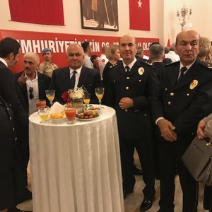 29 Ekim Cumhuriyet Bayrami'nin 96.yil donumu nedeniyle Valimiz Sn. Ali Ihsan SU 'nun ev sahipliginde Cumhuriyet Resepsiyonu duzenlendi - fotoğraf 9