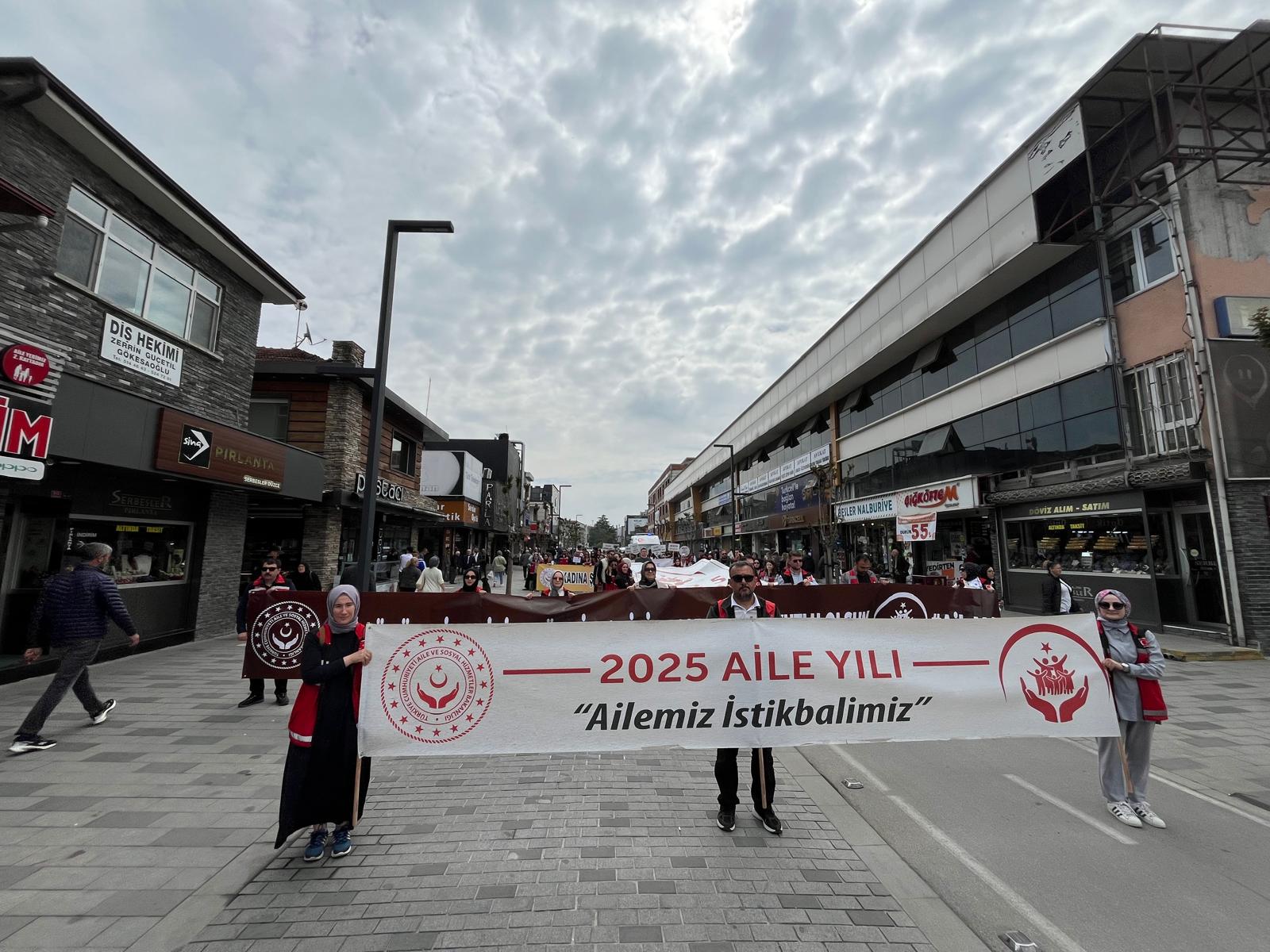 15 Mayıs Uluslararası Aile Haftası Münasebetiyle Kortej Yürüyüşü Gerçekleştirildi.