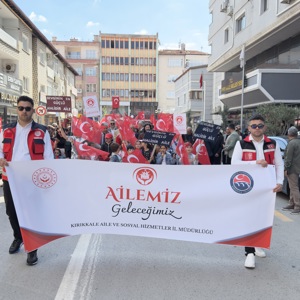 15 Mayıs Aile Haftası kapsamında, kortej yürüyüşü düzenlendi. - fotoğraf 1