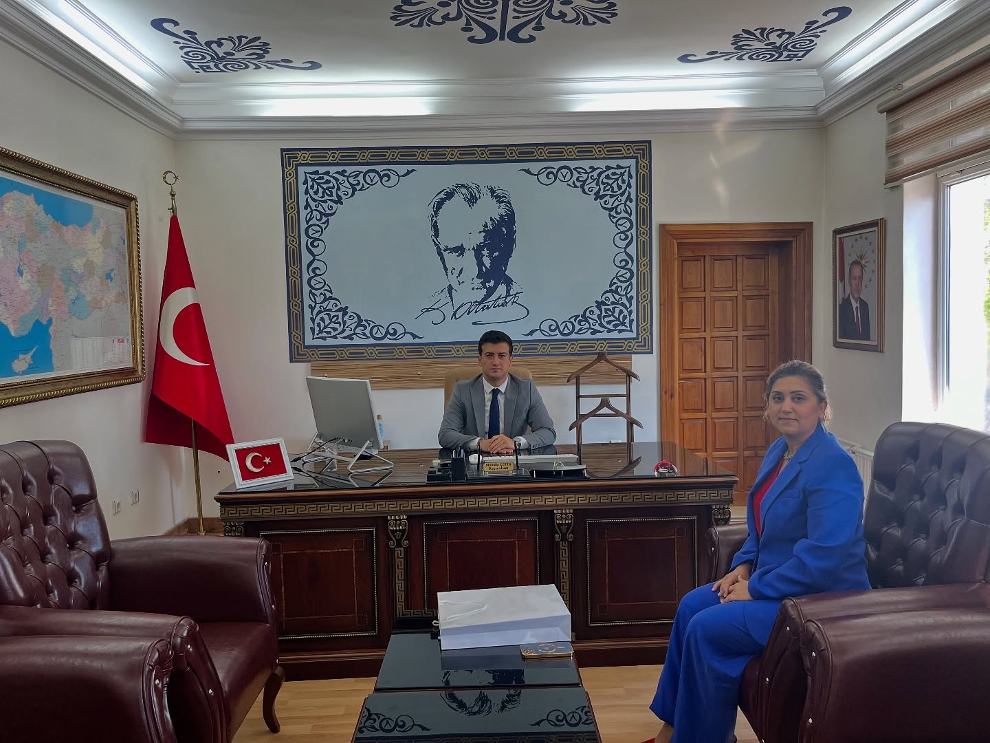 İl Müdürümüz Emine BÖÇKÜN, Dursunbey Kaymakamı Sayın Muttalip ÇETİN’i Makamında Ziyaret Etti. 